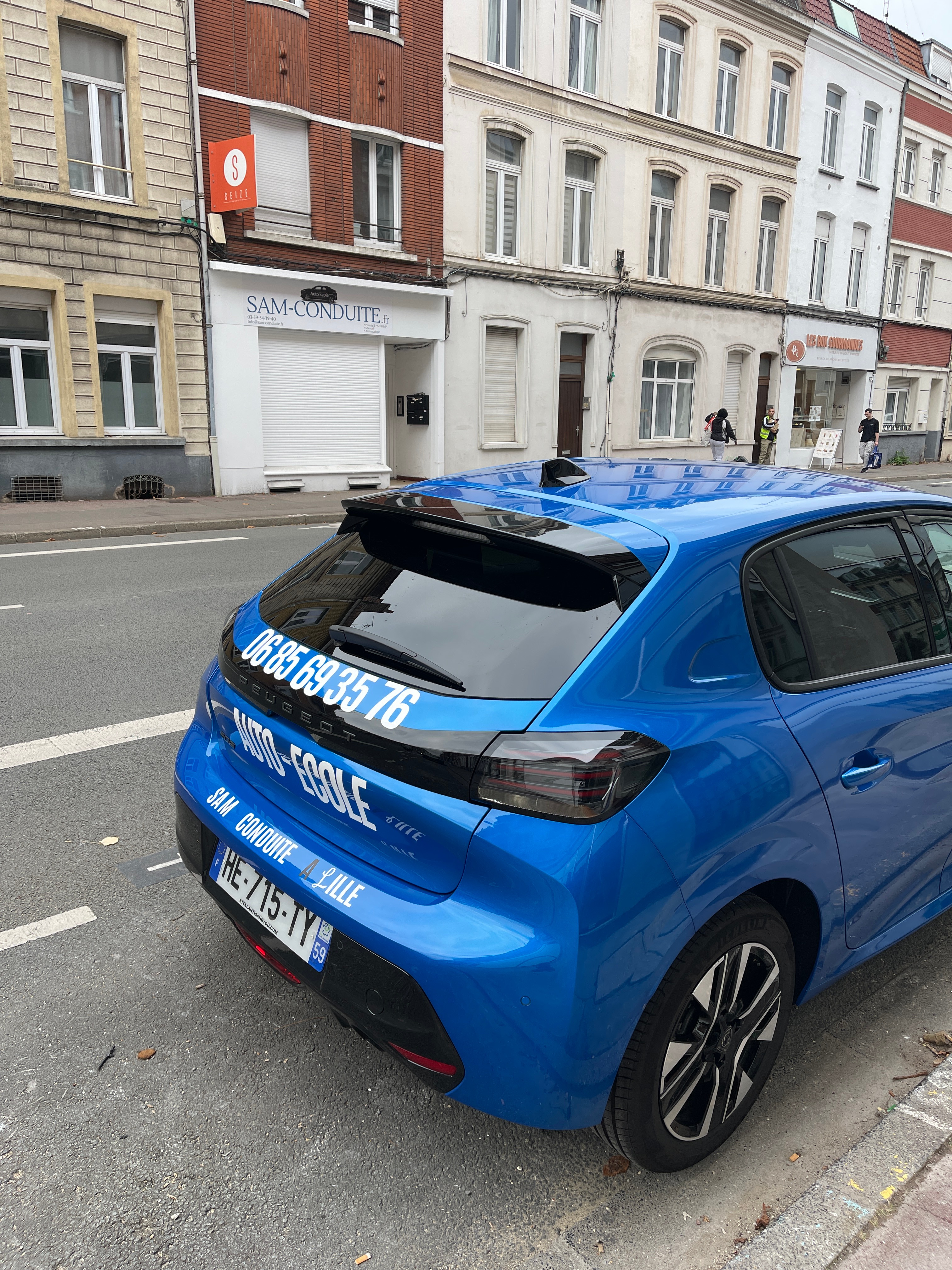 Voiture d'école SAM-CONDUITE